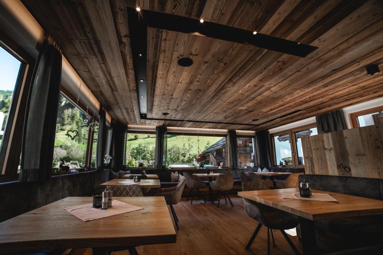 Hotel Landhaus Neumayr 格罗萨尔 外观 照片