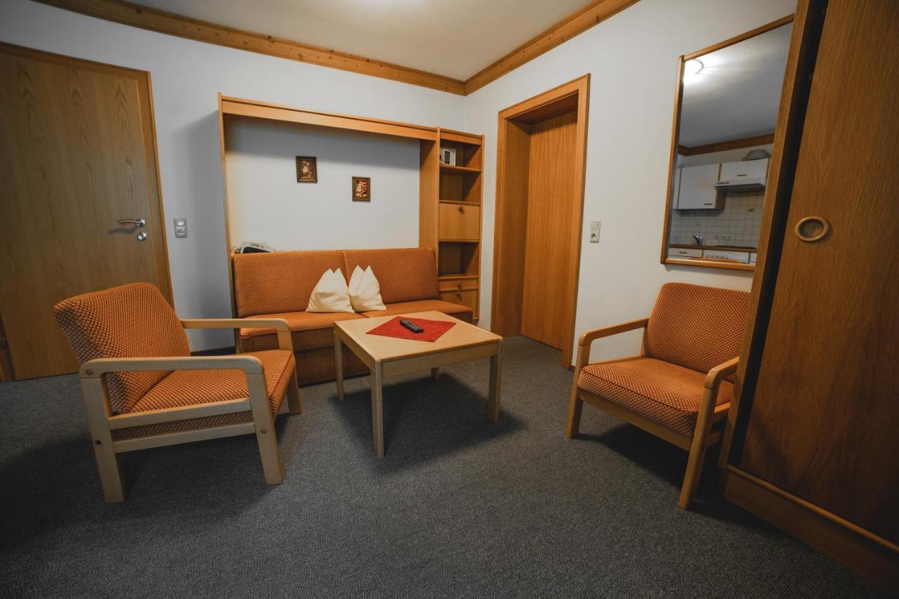 Hotel Landhaus Neumayr 格罗萨尔 外观 照片